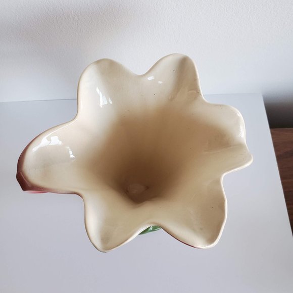 Staffordshire Lily Cornucopia vase planter hand painted porcelain floral - Picture 5 of 7